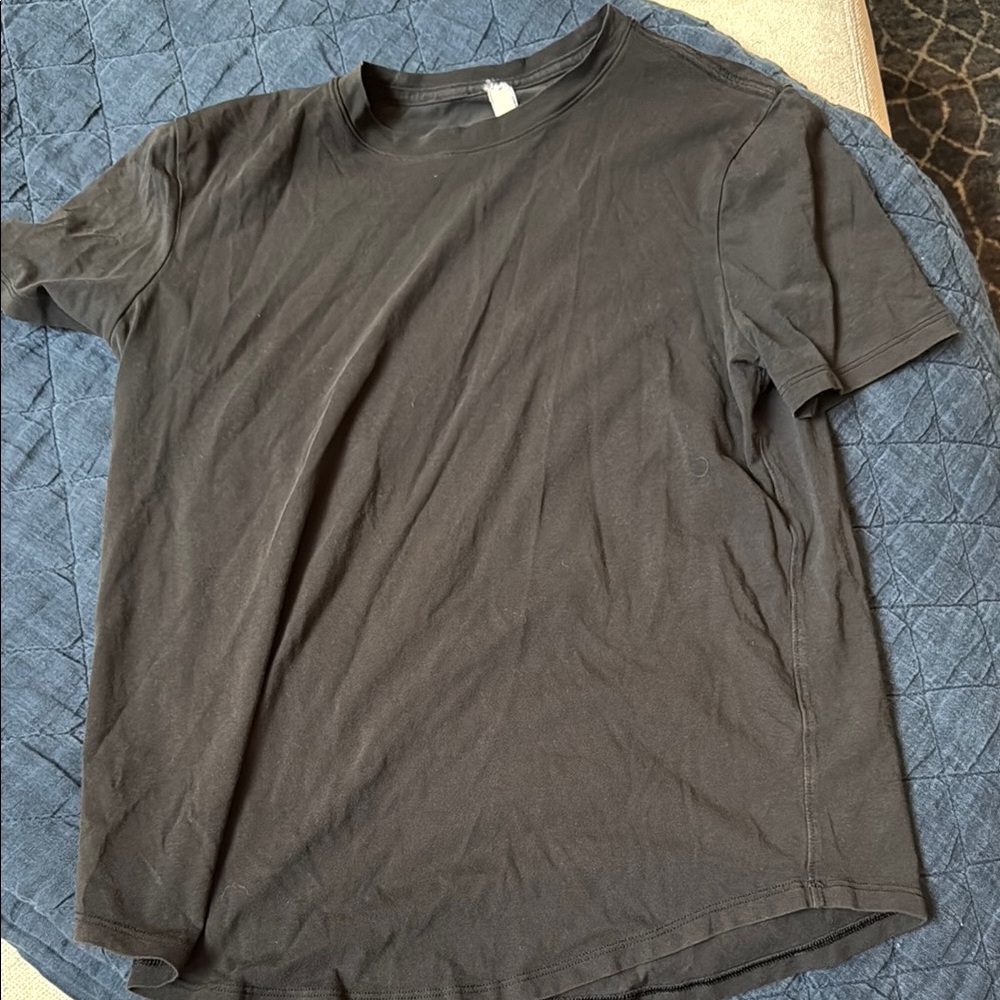 Lululemon Athletica Black Short Sleeve Tee
